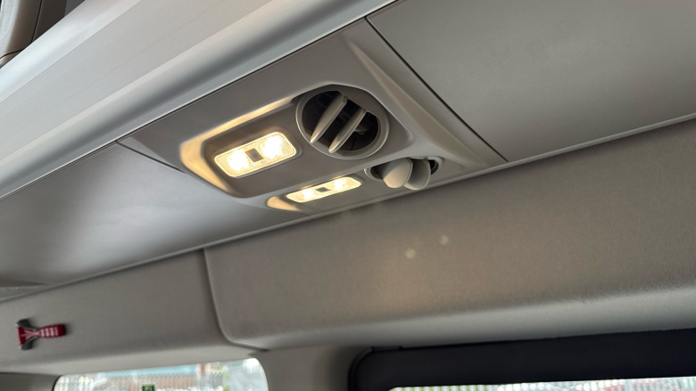 Ford Transit Minibus Transit 460 L4 Minibus Diesel Rwd 2.0 EcoBlue 165ps H3 17 Seater Trend Auto [Nav]